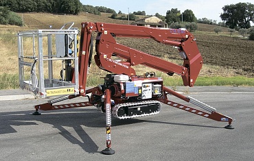 Спайдер-вышка Bluelift в сложенном виде